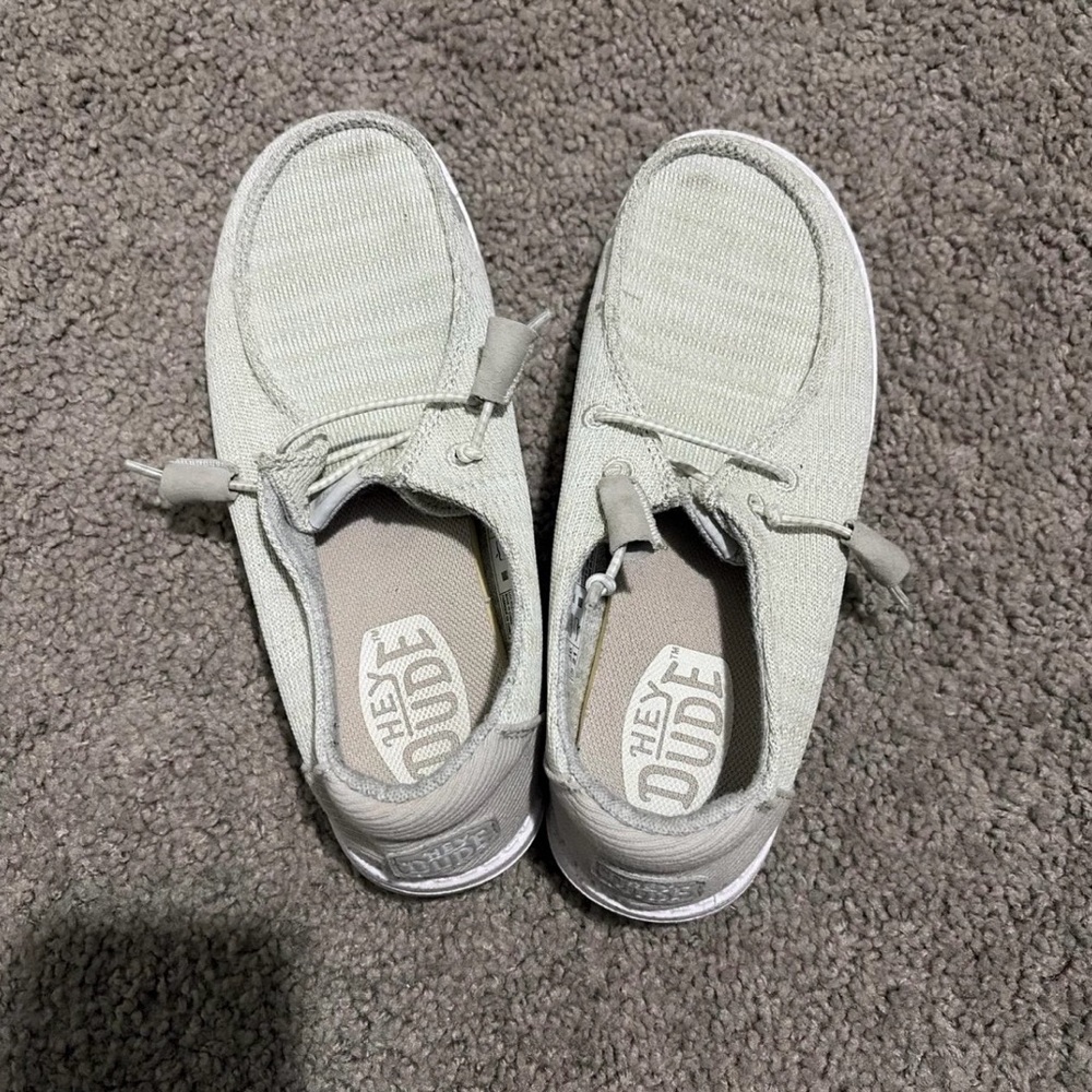 Hey Dude Kids Moccasins in Light Cream